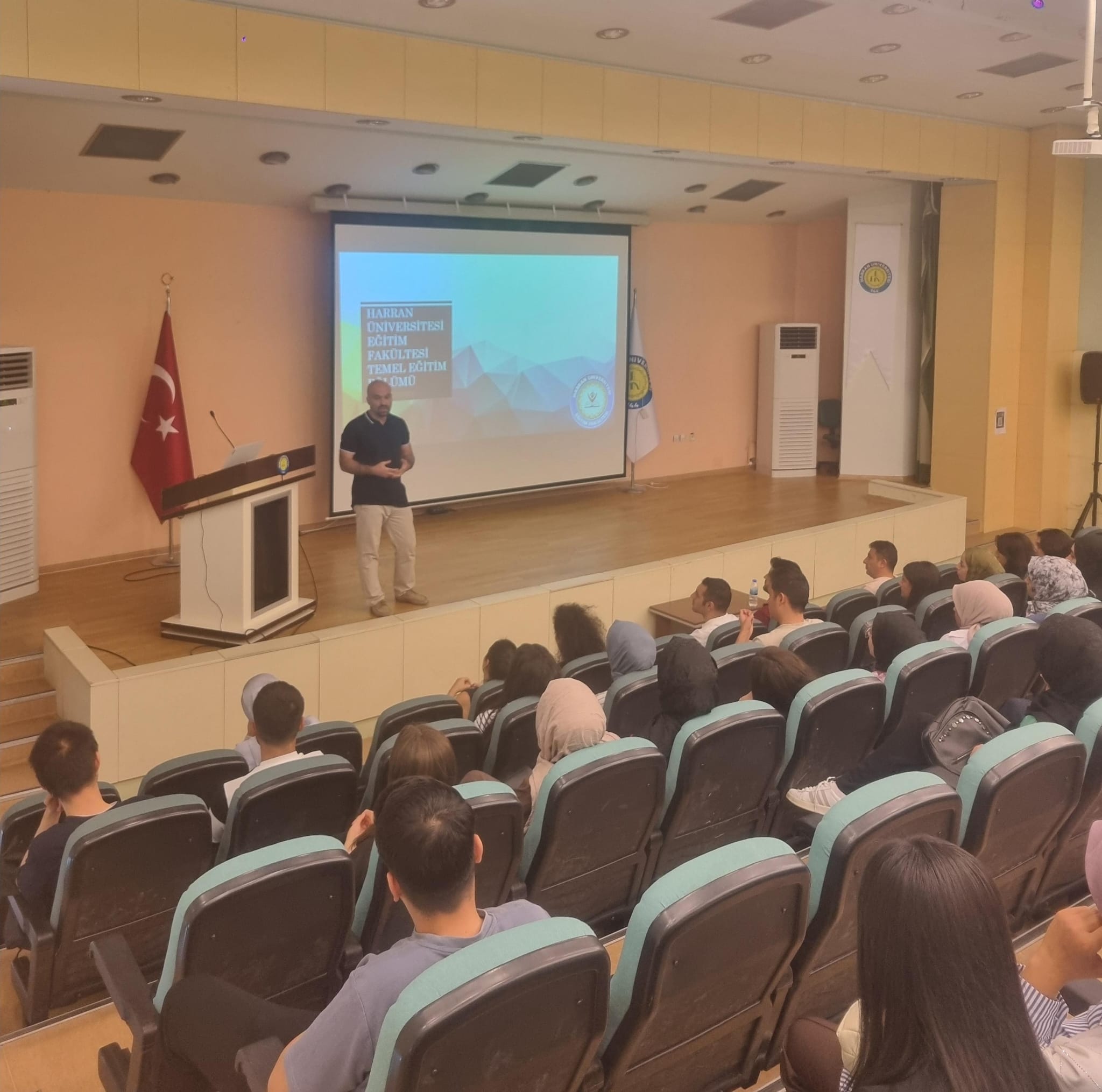 Bölümümüze Yeni Gelen Öğrencilere Oryantasyon Programı Düzenlendi